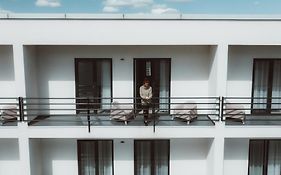 Oe Seaside Suites & Spa